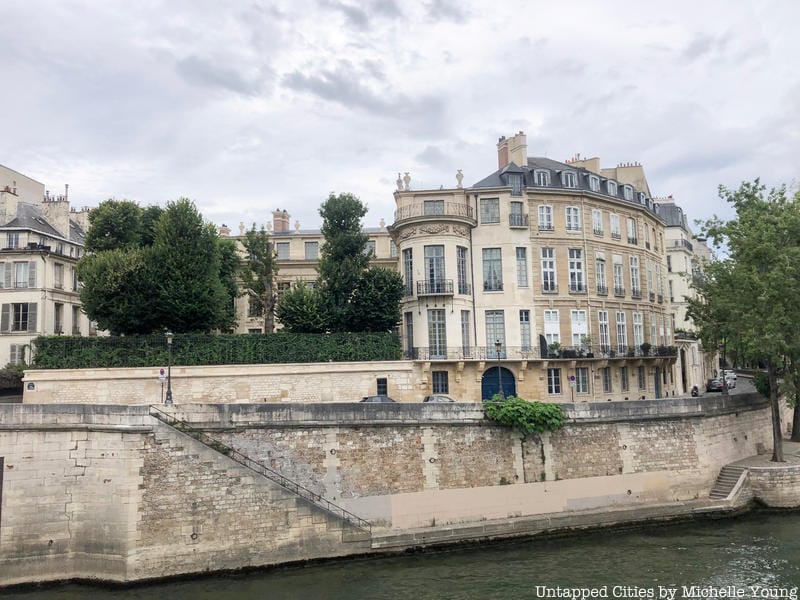 Fire Damages Hôtel Lambert, 17th Century Mansion in Paris Where