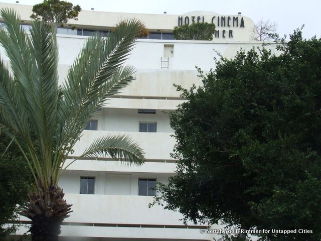 Hotel Cinema - Bahaus masterpiece at Dizengoff Square