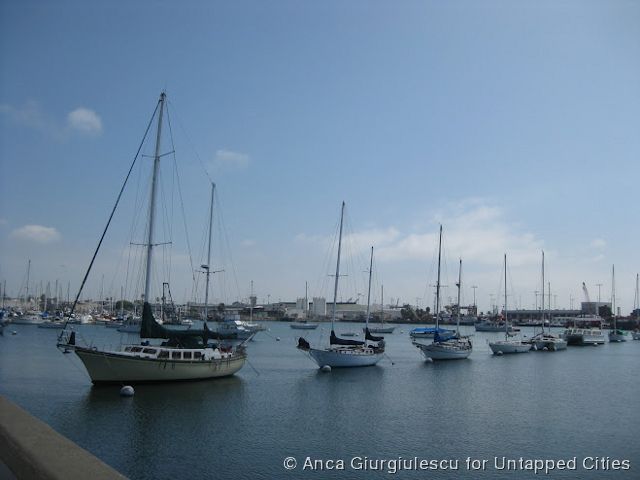 UC_LA_Terminal_Island_boats