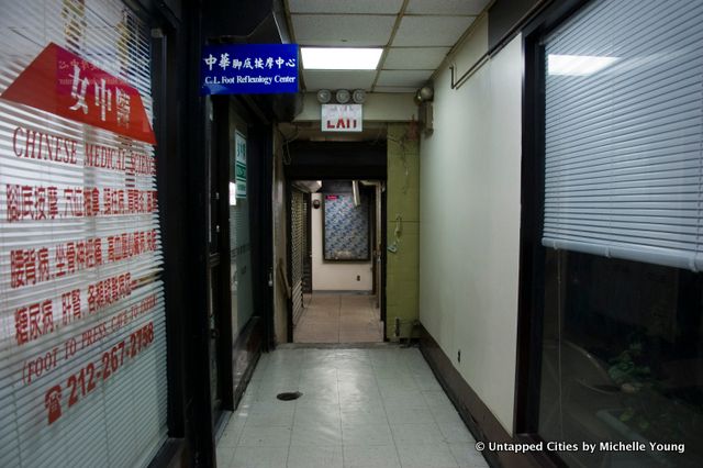 Doyers Street Tunnel_Chinatown_New York City-Foot Reflexology Chinese Medicine