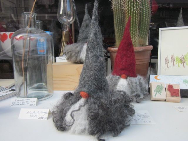 Handmade felt Santa at Le Rocketship Café Paris