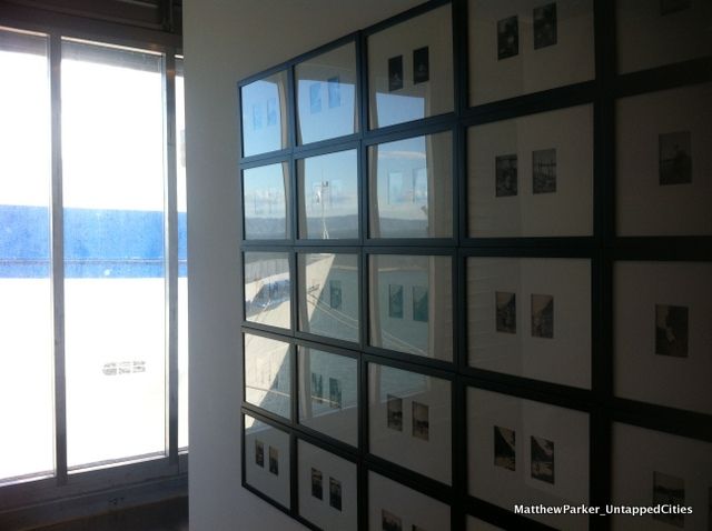 Walking around, boats and the sea are constantly reflected, complimenting the exhibits that focus on Marseille's role as a port. 