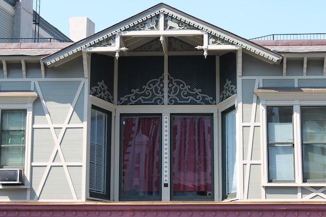 Keramos Hall detail, 2013, photo by Joanne Tall.