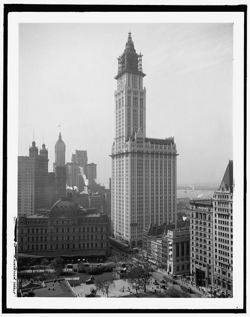 Construction of the Woolworth Building