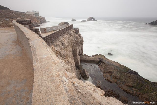 Stunning views of the foggy Pacific from a clifftop lookout.