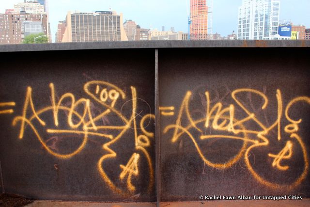 High Line Section 3 - Hudson Rail Yards - Graffiti - Carol Bove Art Tour -  Untapped Cities- Rachel Fawn Alban-011