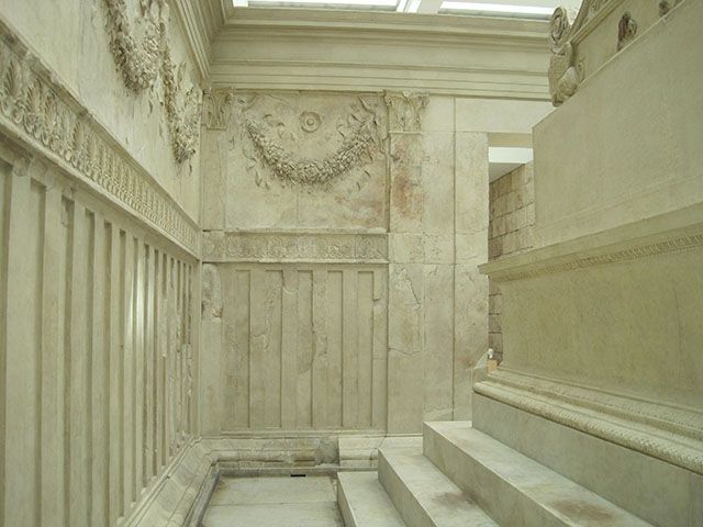 Untapped Cities Rome Ara Pacis E Ryan interior 3