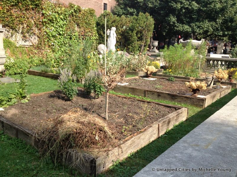 Elizabeth-Street-Garden-JR-Street-Art-Nolita-NYC-Community Garden-005