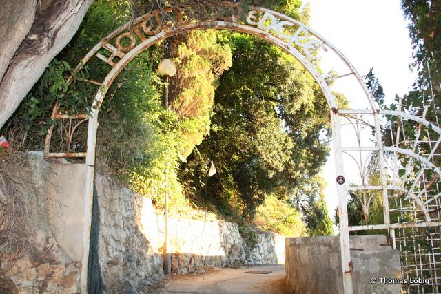 Hotel Belvedere-Abandoned-Croatia-Dubrovnik-016