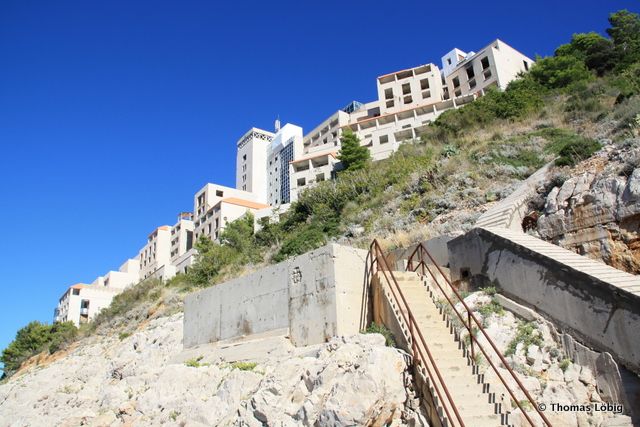 Hotel Belvedere-Abandoned-Croatia-Dubrovnik-065