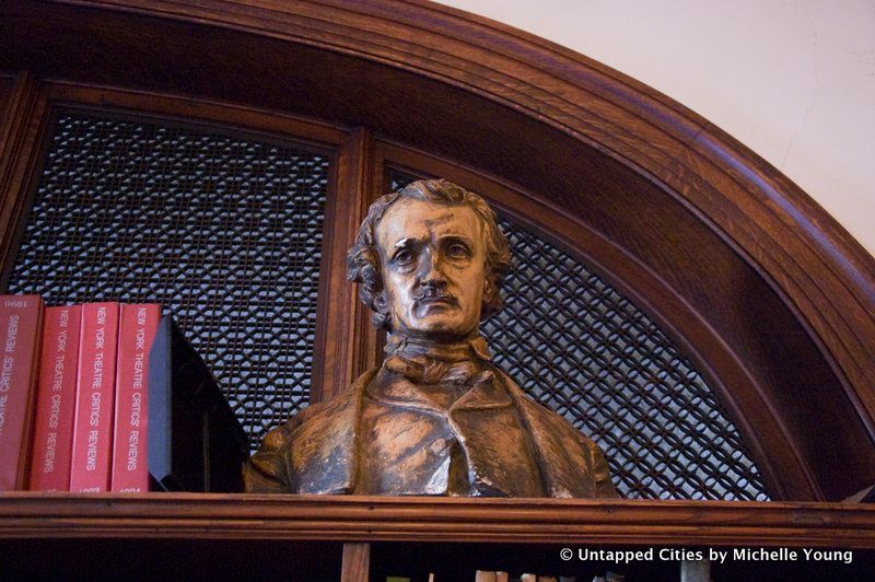 A bust of Edgar Allan Poe at The Player's