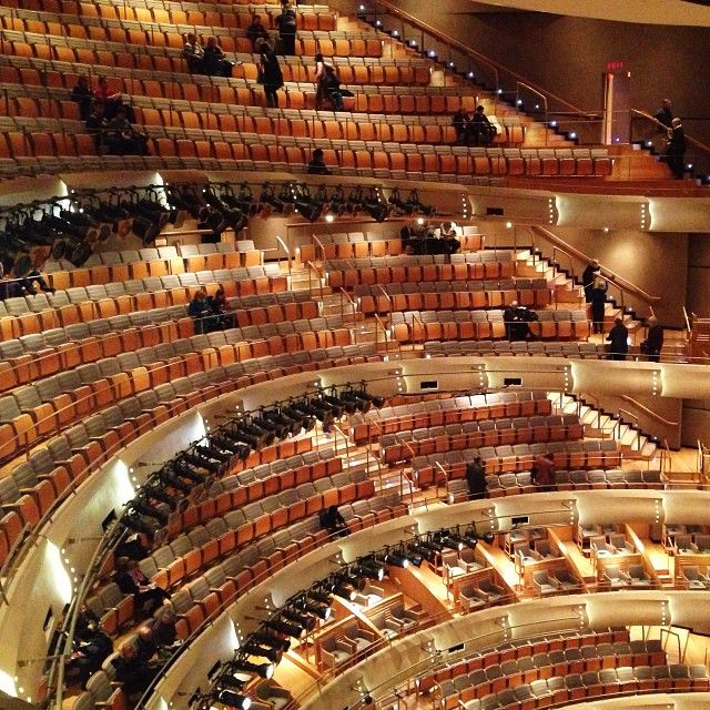 toronto- arts- instagram-performing arts center