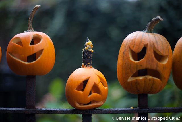 Pumpkin Impaled Fence-Cobble Hill-Untapped Cities-Ben Helmer-2540