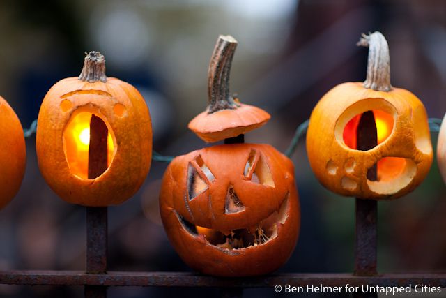 Pumpkin Impaled Fence-Cobble Hill-Untapped Cities-Ben Helmer-2665