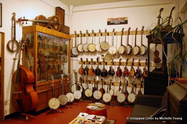 Retrofret-Guitars-Mandolins-String Instruments-Gowanus-Brooklyn-NYC-2