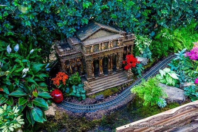 31-train show-botanical garden-bronx-nyc-untapped cities-030