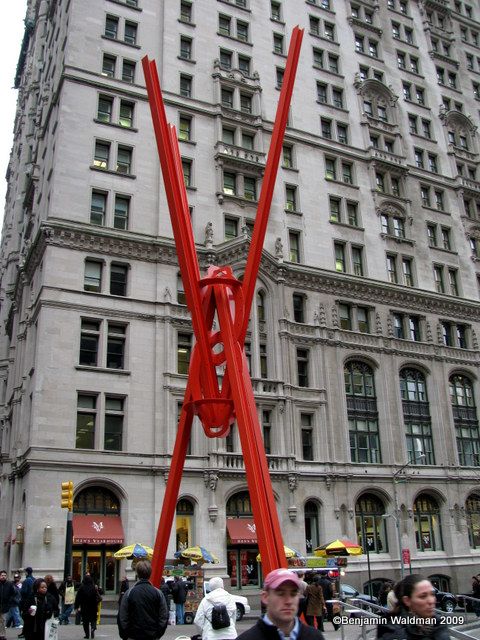 IMG_1481 sculpture trinity building Zuccotti Park