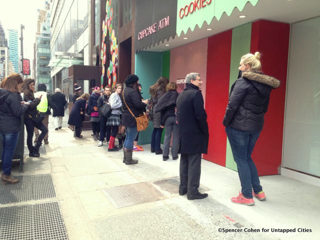 1-Cupcakes ATM Line