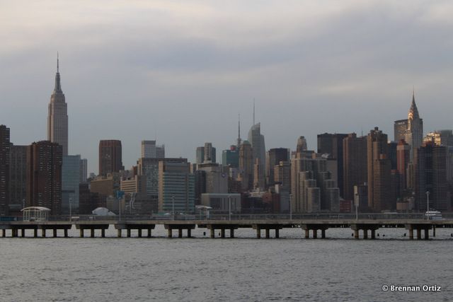 manhattan-skyline-wnyc transmitter park-greenpoint-brooklyn-little poland-new york city-untapped cities-brennan ortiz