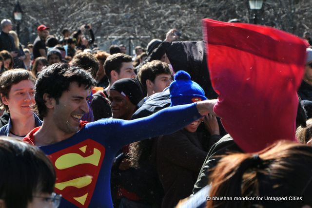 Pillow Fight_NYC_Untapped Cities_Bhushan Mondkar-004