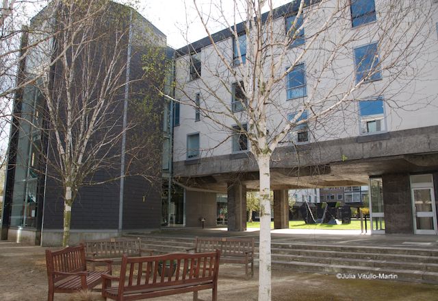 Raised Faculty Building with Phillip King's Span sculpture of 1967