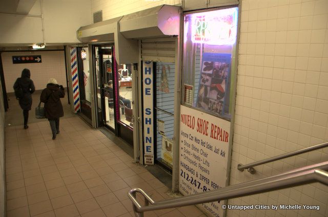 NYC Subway Entrances-Barber Shop-Shoe Repair-Locksmith-009