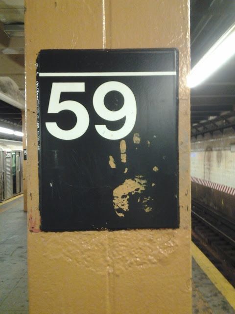 Old-Brooklyn-Subway-Stories-Handprint-Enzo-Scavone-Found-Art-Untapped-Cities