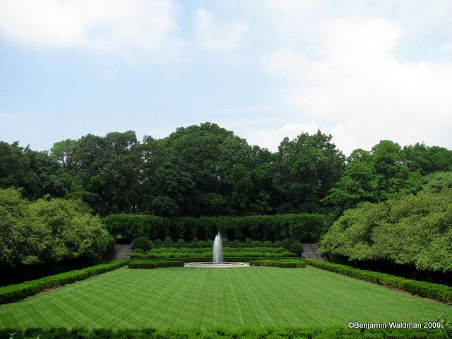 IMG_2491 central park conservatory gardens fountain