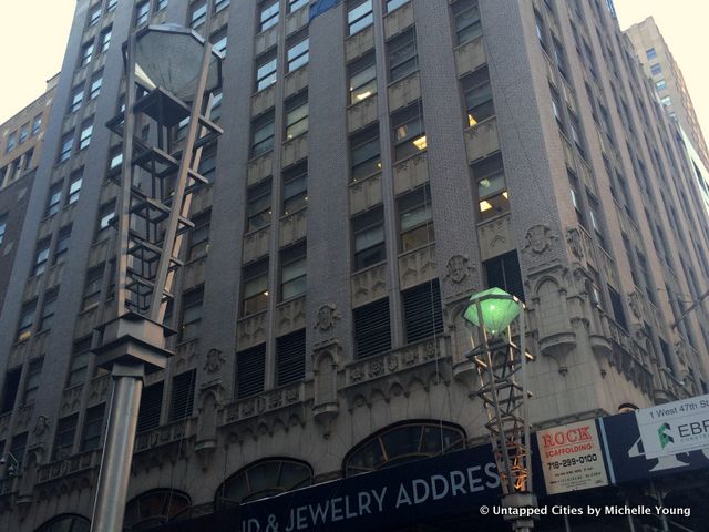 Diamond District-Diamond Lampposts-Business Improvement District-Midtown-NYC-001