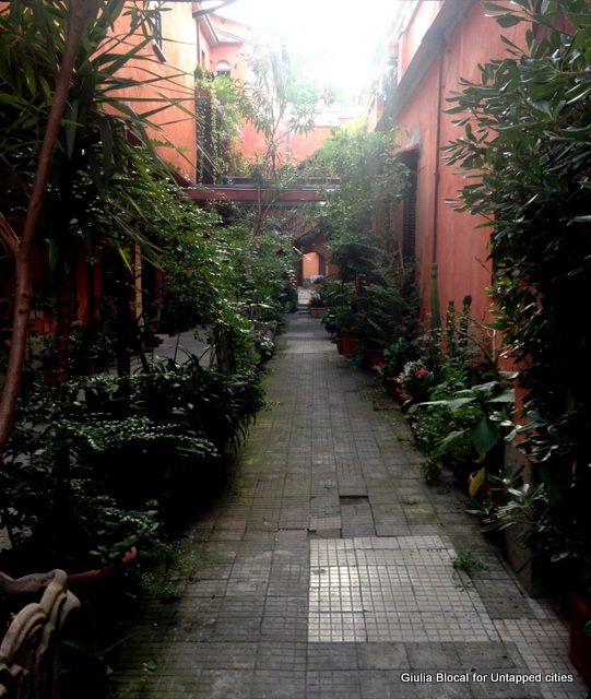 top-5 hidden courtyards of Rome trastevere untapped cities giulia blocal (1)