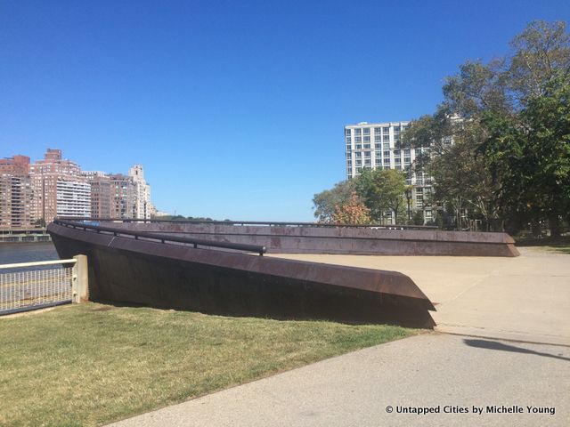 Roosevelt Island-Boat Prow-Octagon Park-Weintraub & di Domenico-NYC