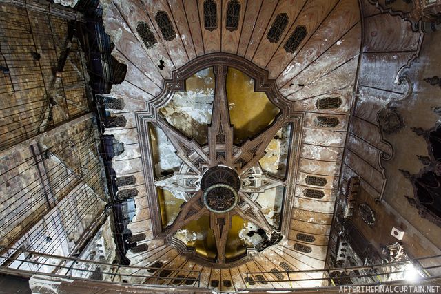 Loews Canal Street Theater-Abandoned-Chinatown-After the Final Curtain-Matt Lambros-14