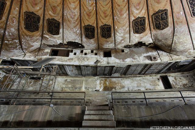 Loews Canal Street Theater-Abandoned-Chinatown-After the Final Curtain-Matt Lambros-15