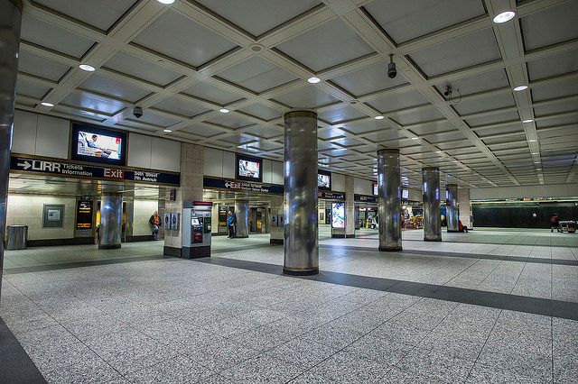 Penn Station-Empty-Stom Blizzard Juno-2015-NYC-002