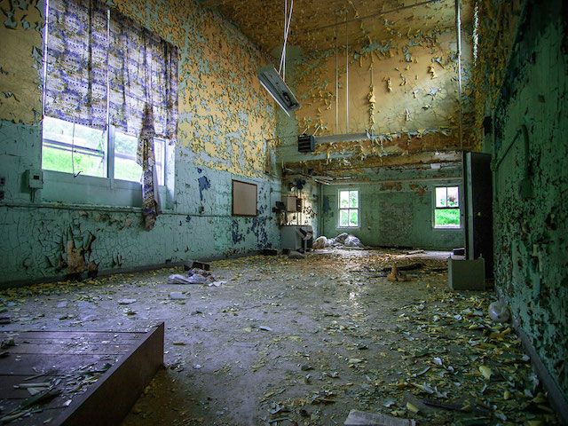 Perrysburg-NY-Tubuculosis Clinic-Abandoned Hospital-Lake Erie-New York-Johnny Joo-11