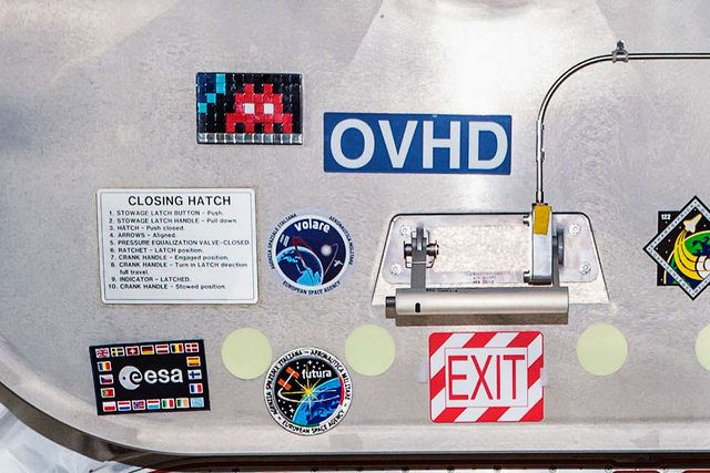 Space Invader-International Space Station-Photo-Samantha Cristoforetti-5