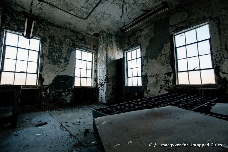 Brooklyn Army Terminal-Untapped Cities Tour-NYCEDC-Atrium-Roof-Annex-NYC-036