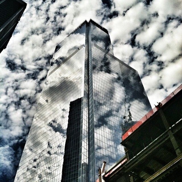 UntappedCities BigScreen Instagram Contest Photo, refelected, refections, NYC, NY buildings, glass beautiful, clouds, sky, photogrpahy, skills, skill, cool, wow