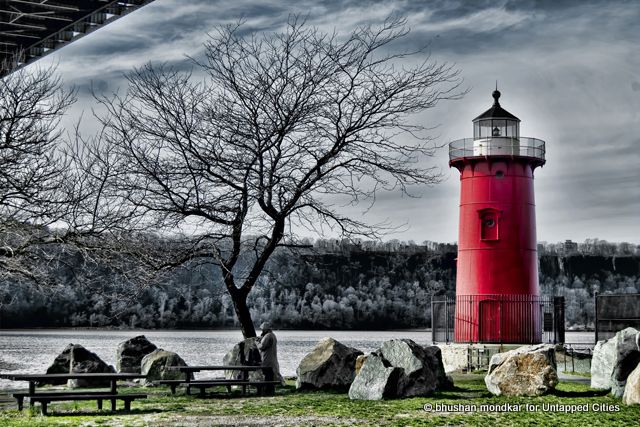 Bhushan Mondkar_Red Light House