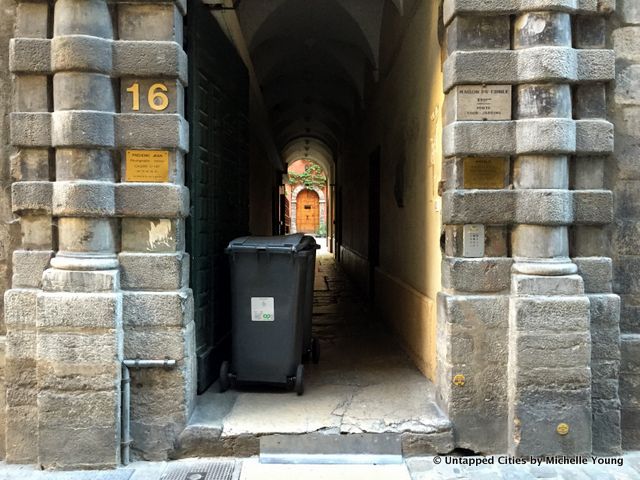 Traboules-Lyon-Passageways-Courtyard-UNESCO World Heritage Site-France-Vieux Lyon-Croix-Rousse-010