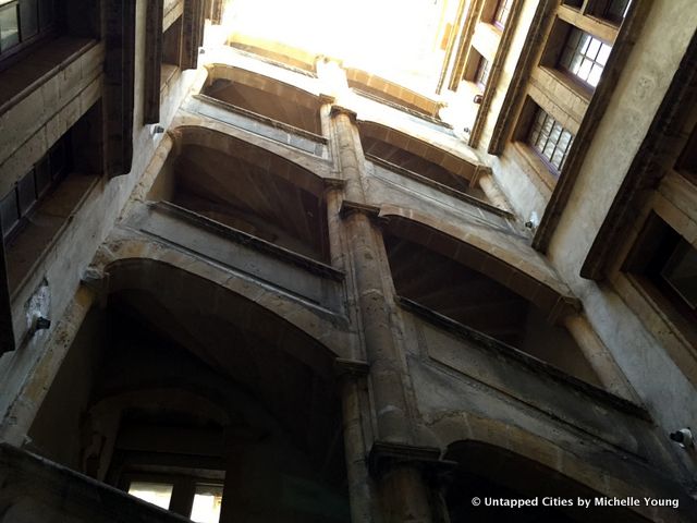 Traboules-Lyon-Passageways-Courtyard-UNESCO World Heritage Site-France-Vieux Lyon-Croix-Rousse-014