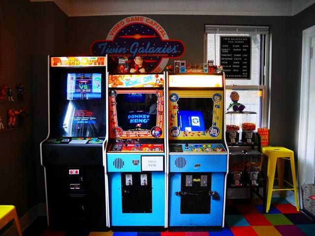 Bedroom Arcade-Murray Hill-NYC-Chris Kooluris