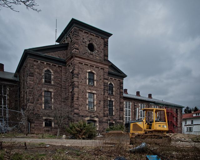 Essex county jail annex abandoned america-NYC-Untapepd Cities- jinwoo chong-22