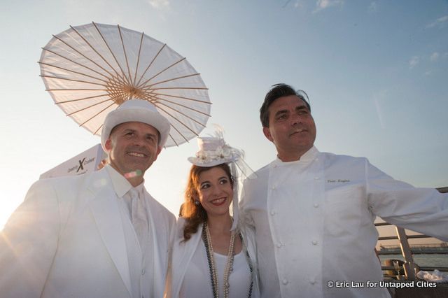 NYC-Diner en Blanc-2015-Hudson River Park-Pop Up White Dinner-002