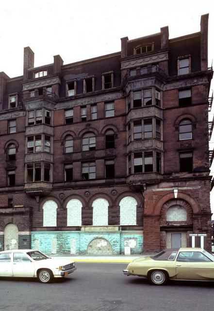 Corn Exchange Building-Harlem-125th Street-1982--NYC