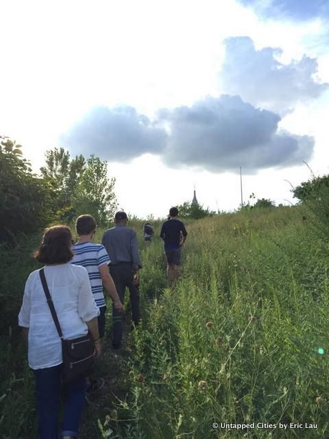 Hunts Point South-Waterfront-Wild-Abandoned-Park-Long Island City-Queens-NYC-007