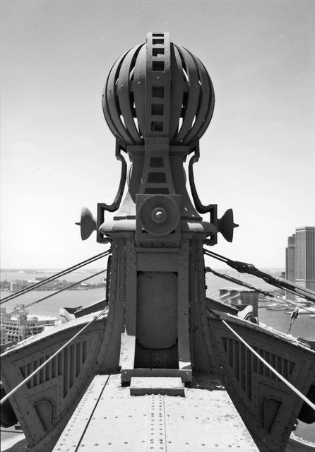 architectural embellishments - manhattan bridge - untapped cities - NYC-001