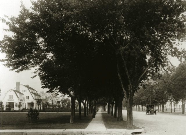 Timothy Woodruff house on Stewart Avenue, ca.1908. Village of Garden City, NY, Archives Collection-NYC