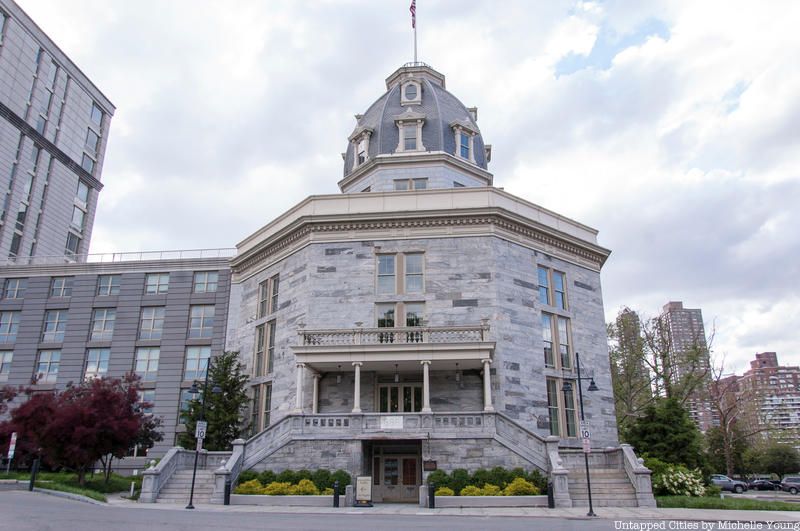 The Octagon House on Roosevelt Island