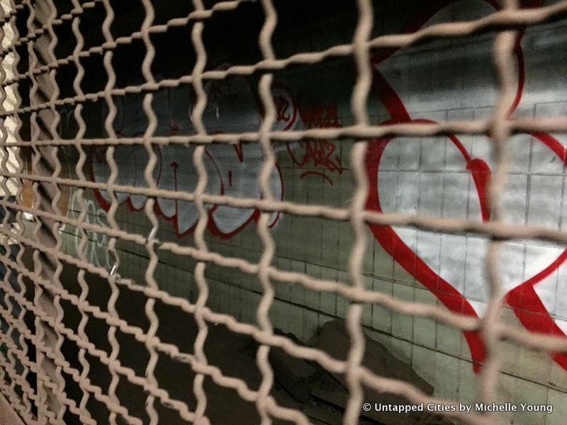 Bleecker-Street-Abandoned-Subway-Platform-Section-Broadway-Lafayette Street-NYC-002